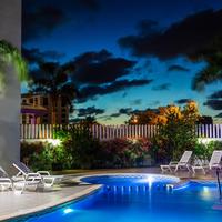 One Cancun Centro
