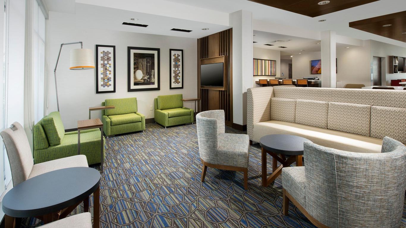 Holiday Inn Express & Suites New Braunfels