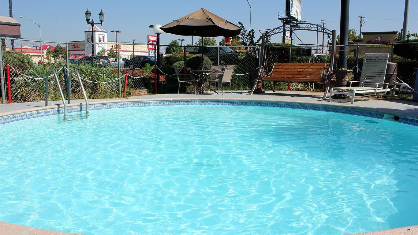 Best Budget Inn Fresno