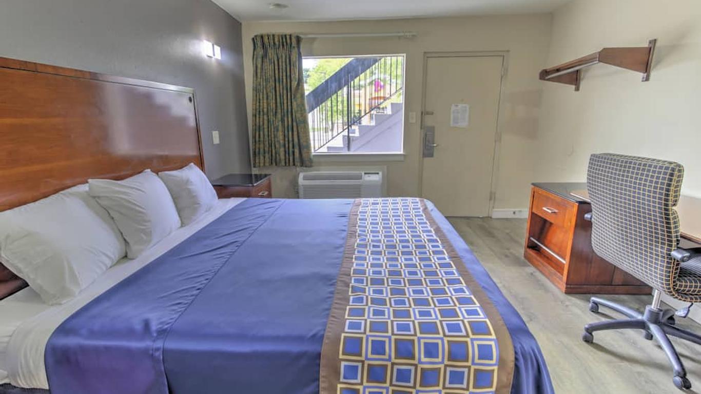 Budget Lodge Churchland