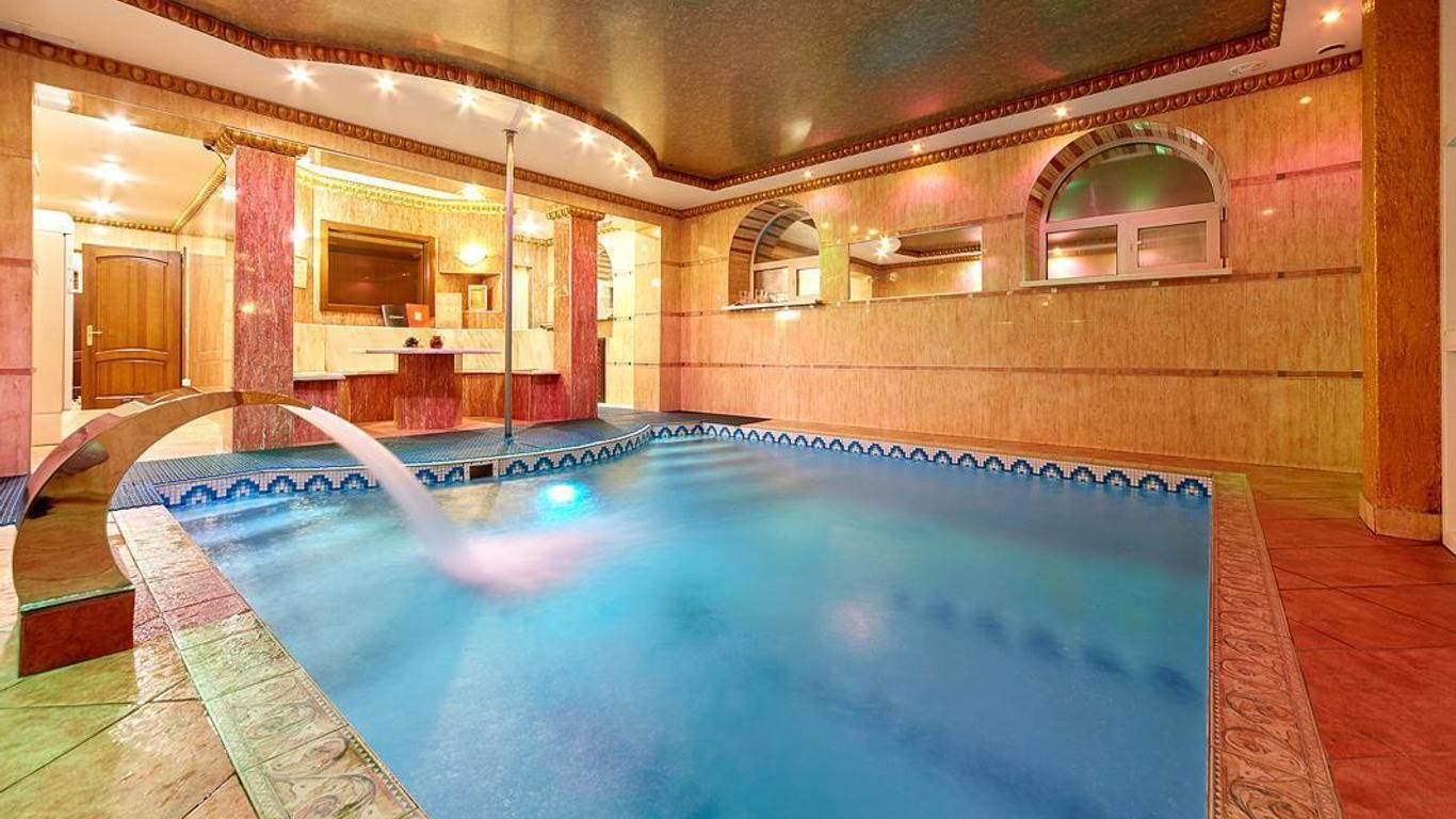 Hotel Zvezda