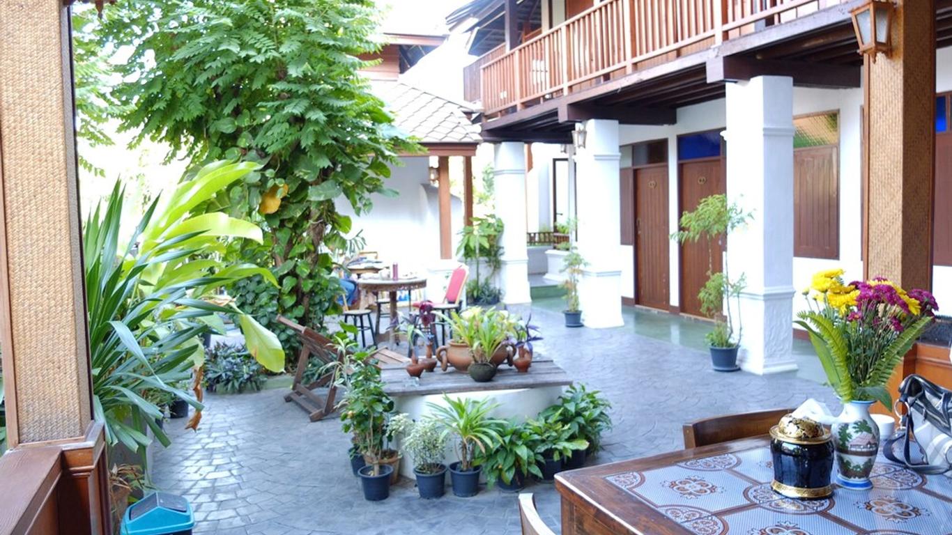 Baanlek Home Stay