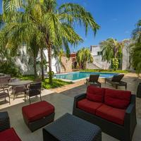 Hotel Embajadores