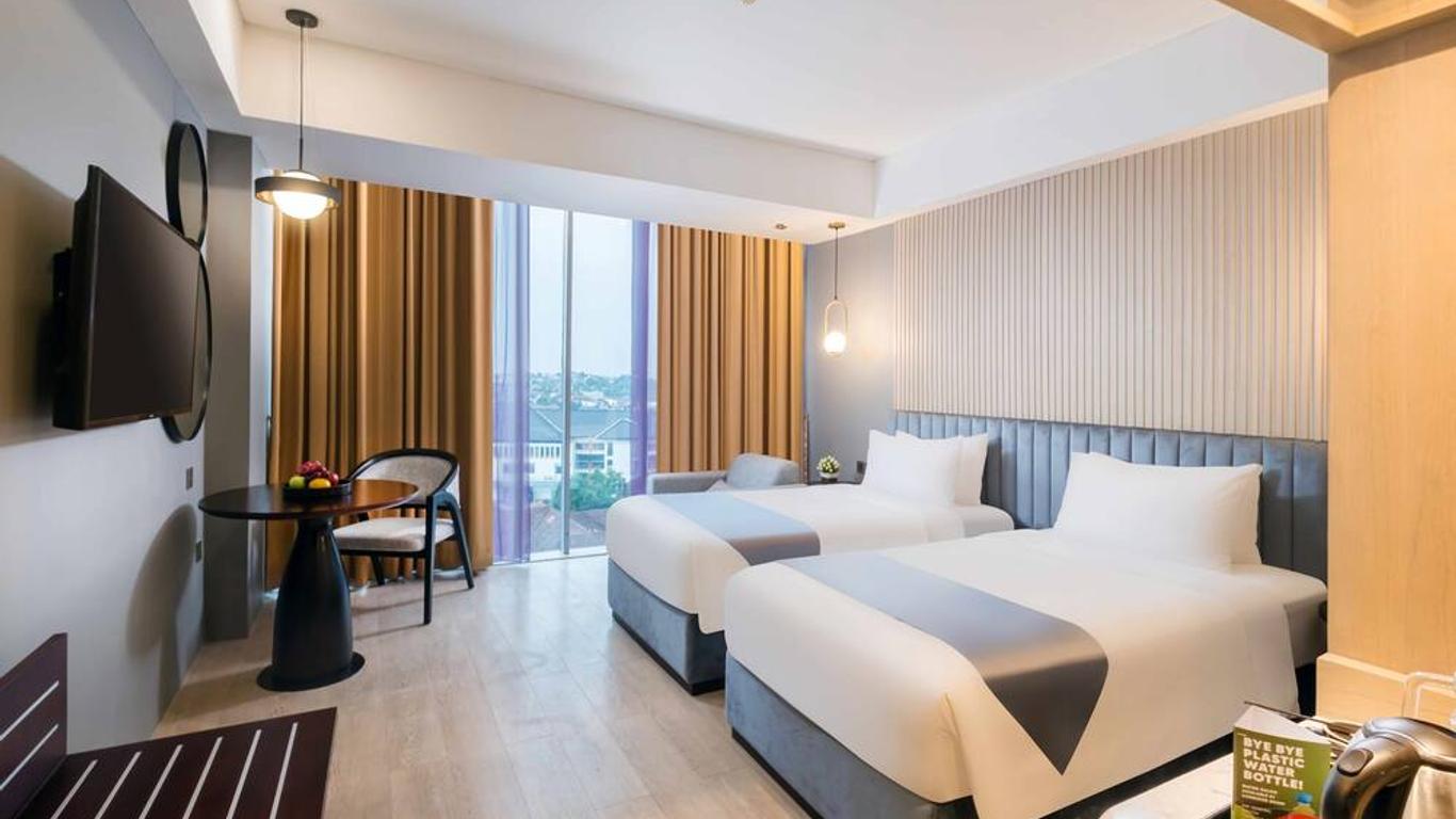 Grand Edge Hotel Semarang