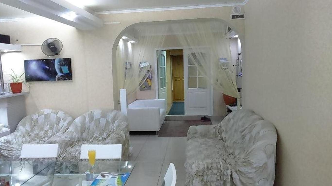 Polet Hotel
