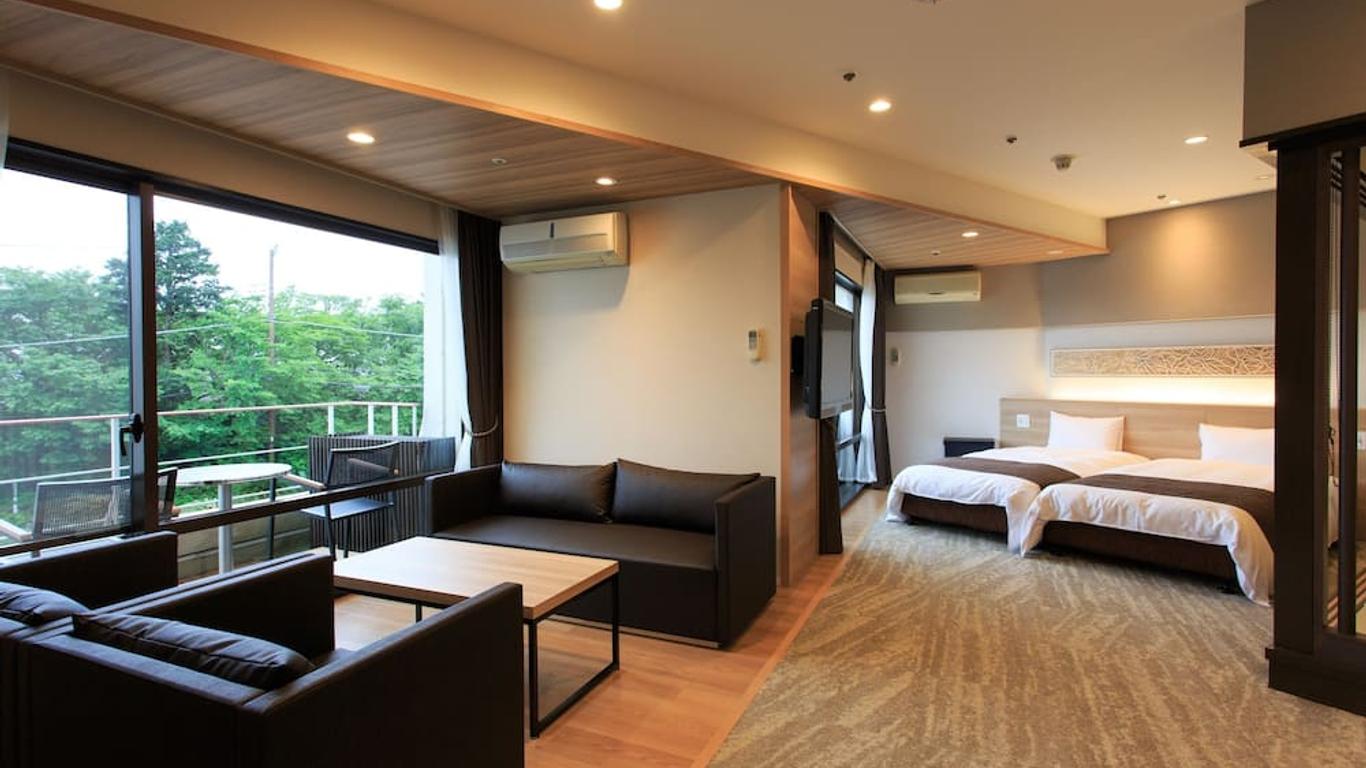 Izukogen Wanwan Paradise Hotel & Cottage