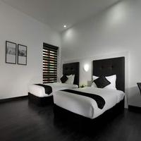 Sapphire Suites