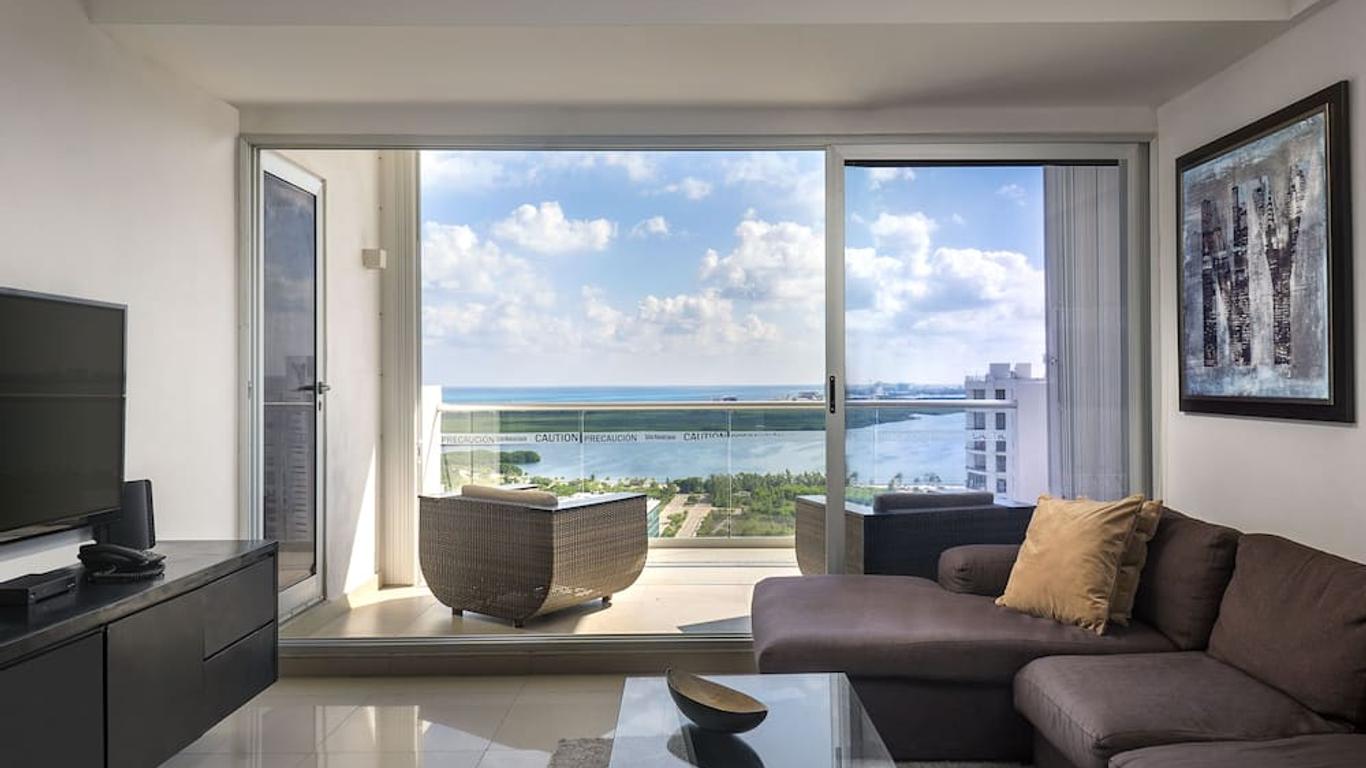 Suites Malecon Cancun