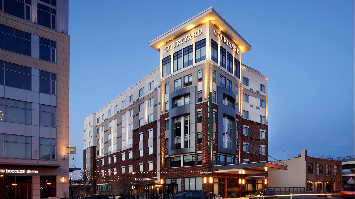 Courtyard by Marriott Akron Downtown