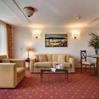 Titania Hotel